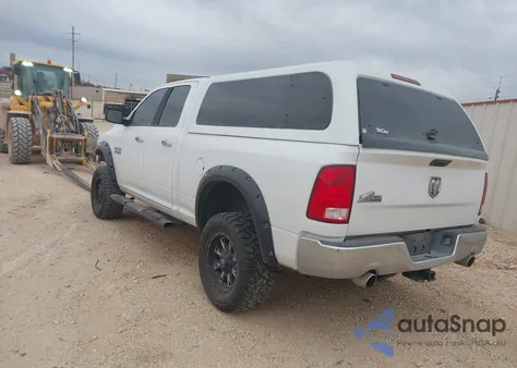 2015 Ram 1500 Big Horn z USA, uszkodzony, nr VIN 1C6RR6GTXFS511171